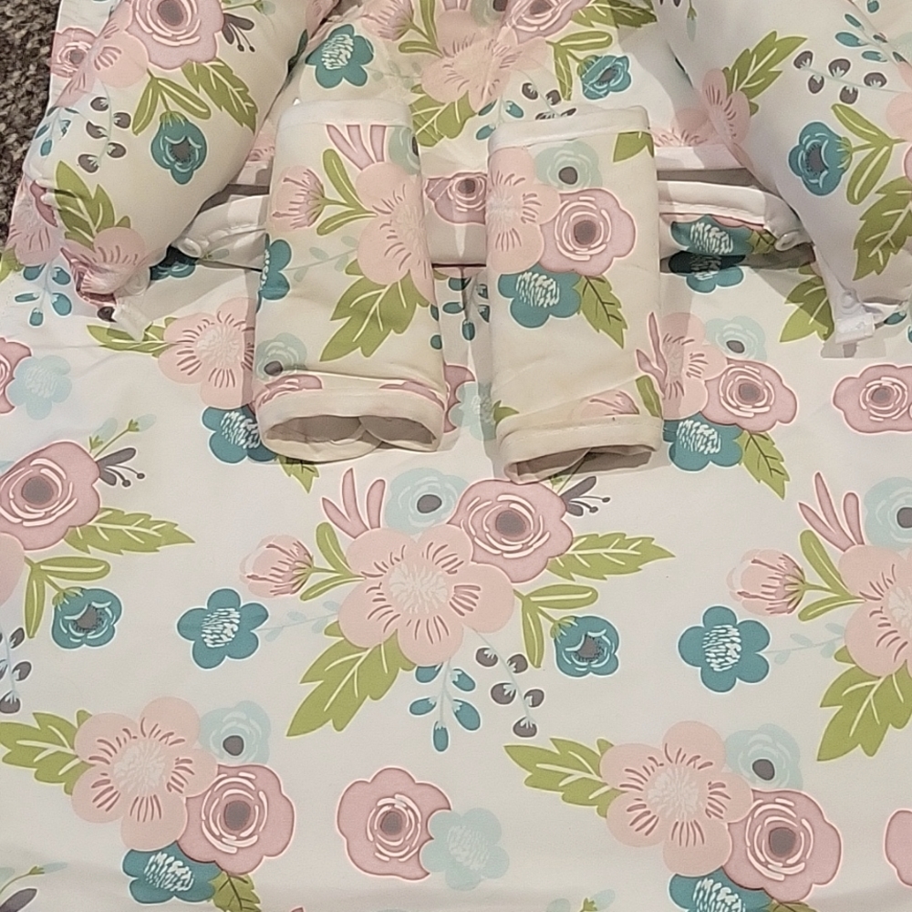 Baby's carseat set